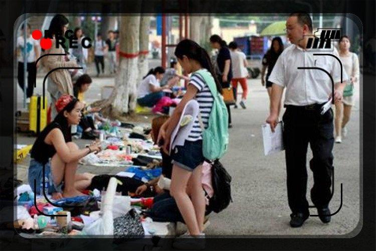 摆地摊项目哪里好卖（两元店货源从哪里进货）