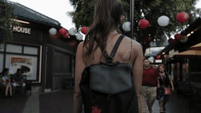 抖音爆红的当下,如何拍摄视频?你与网红只差一个转场