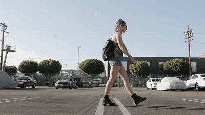 抖音爆红的当下,如何拍摄视频?你与网红只差一个转场