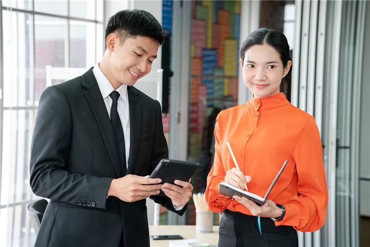 45岁的人不想打工,选择在农村创业,有哪些项目投资小、见效快