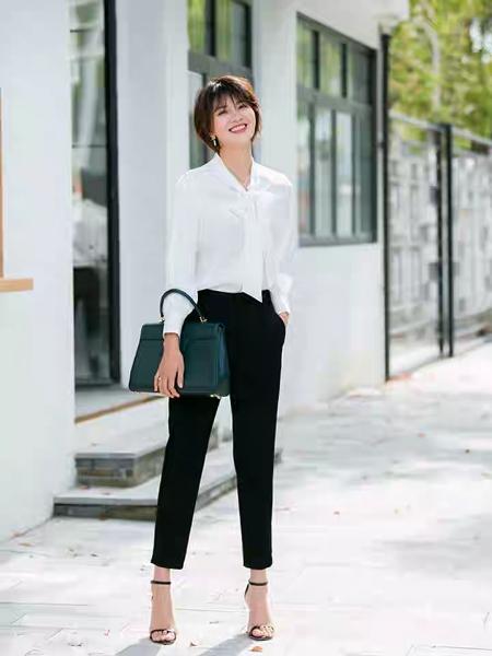 怎么拍摄各种风格的服装?你只需把握好这一点