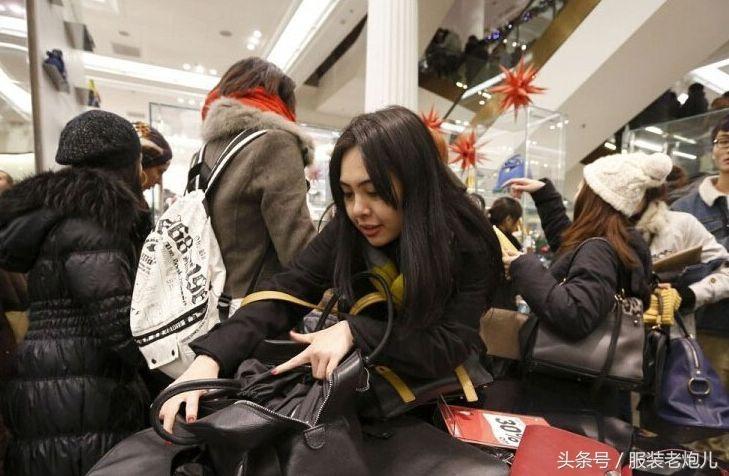 女装店批发市场进货9点秘诀!你都知道了吗?