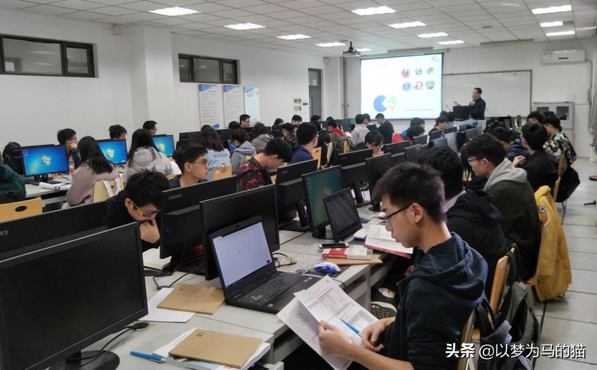 毕业“起薪”很高的8个专业,刚工作就拿高薪,学好了前途无量