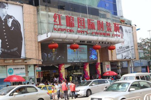 广州众多服装批发市场,新手该去哪里拿货?