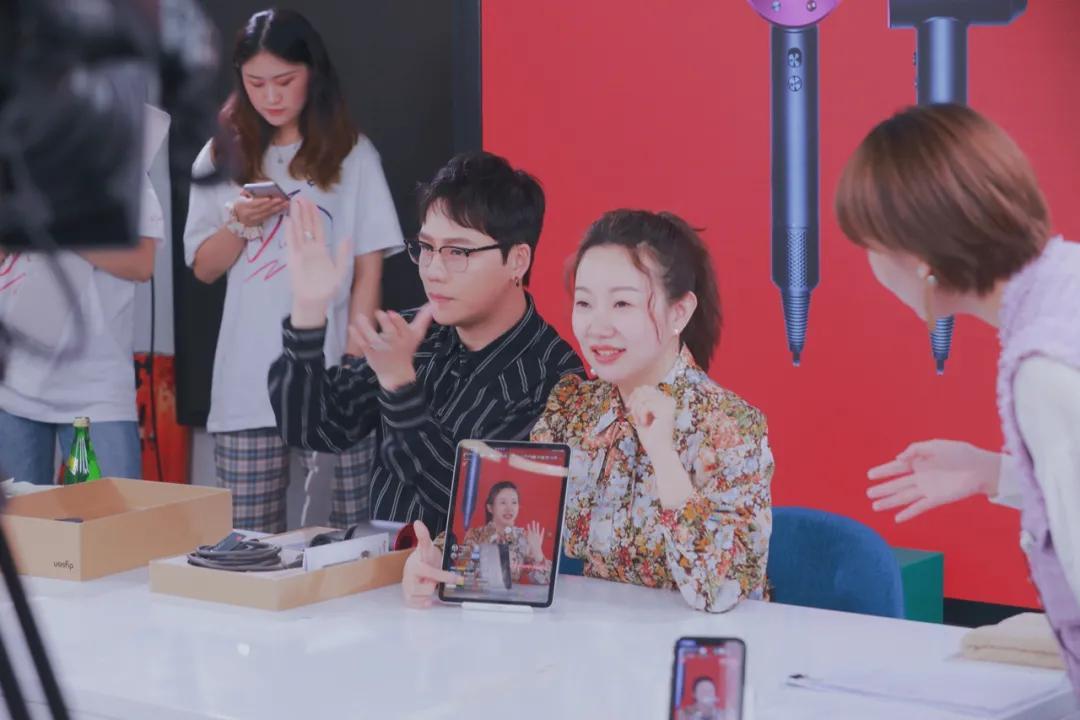 入局抖音直播带货2个月,我的体感和思考