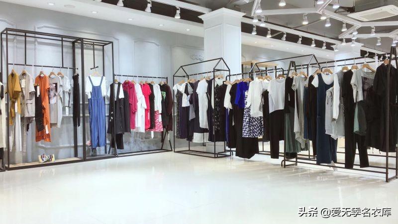 哪里找服装批发厂家直批?这几种找货方式可以试试看