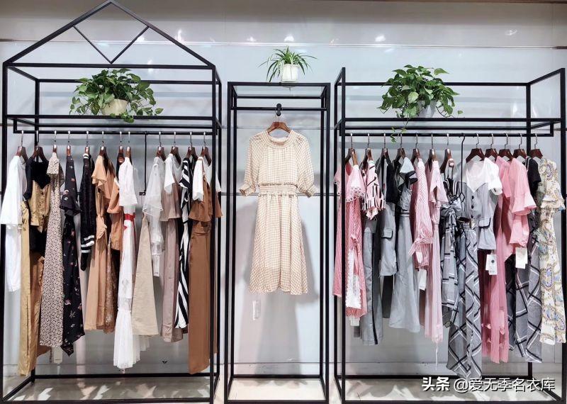 哪里找服装批发厂家直批?这几种找货方式可以试试看
