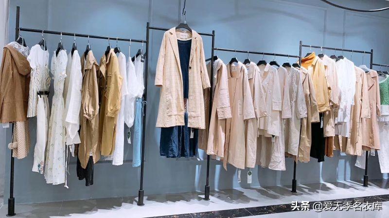 哪里找服装批发厂家直批?这几种找货方式可以试试看