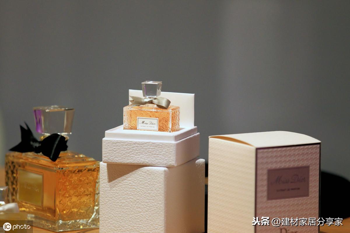 成本几十元敢卖几百元!看看这些惊人高利润行业