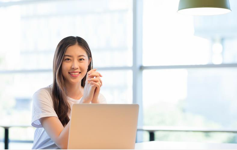 五个适合女生的长久职业,告别失业、低薪、不稳定