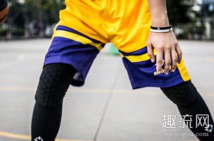 打篮球时小腿抽筋怎么办 打篮球怎么防止小腿抽筋