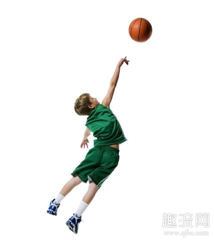 篮球入门基本功 零基础怎么学打篮球