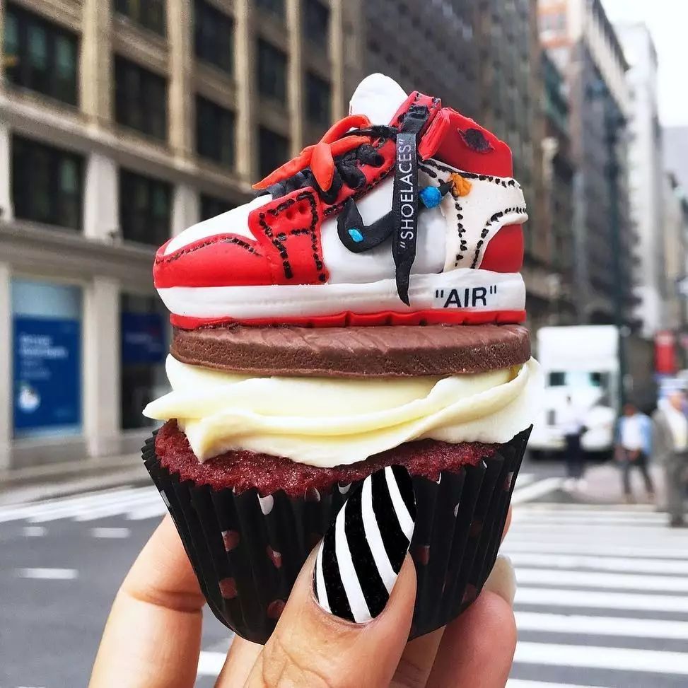 OFF WHITE AJ1怎么鉴定 OFF WHITE X AJ1真假对比图