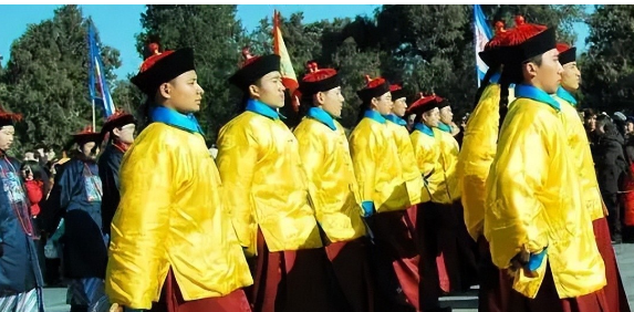 皮燕子是啥意思？有特殊含义？