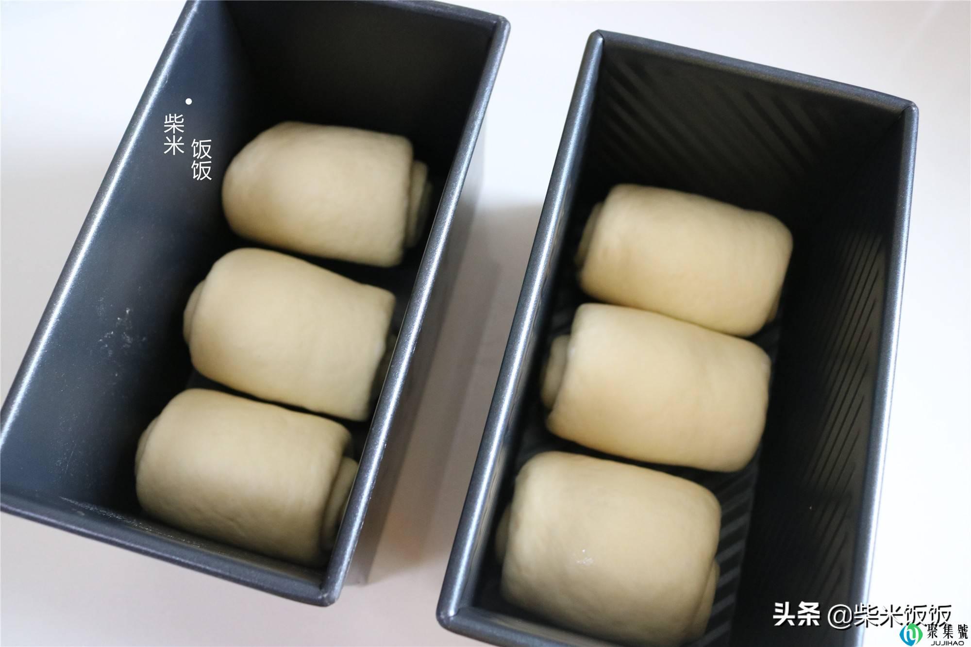 不想早起做早餐,就烤两个面包吧,又香又软,三天早餐不愁了