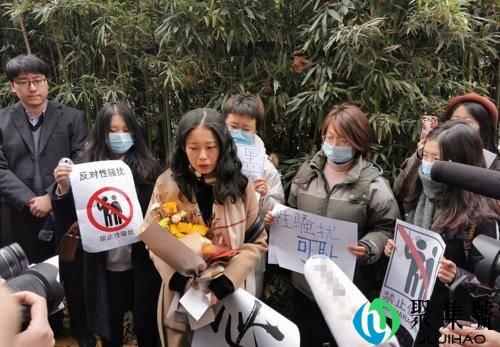 前央视一哥朱军,因“性侵案”消失三年多,胜诉后有望复出吗