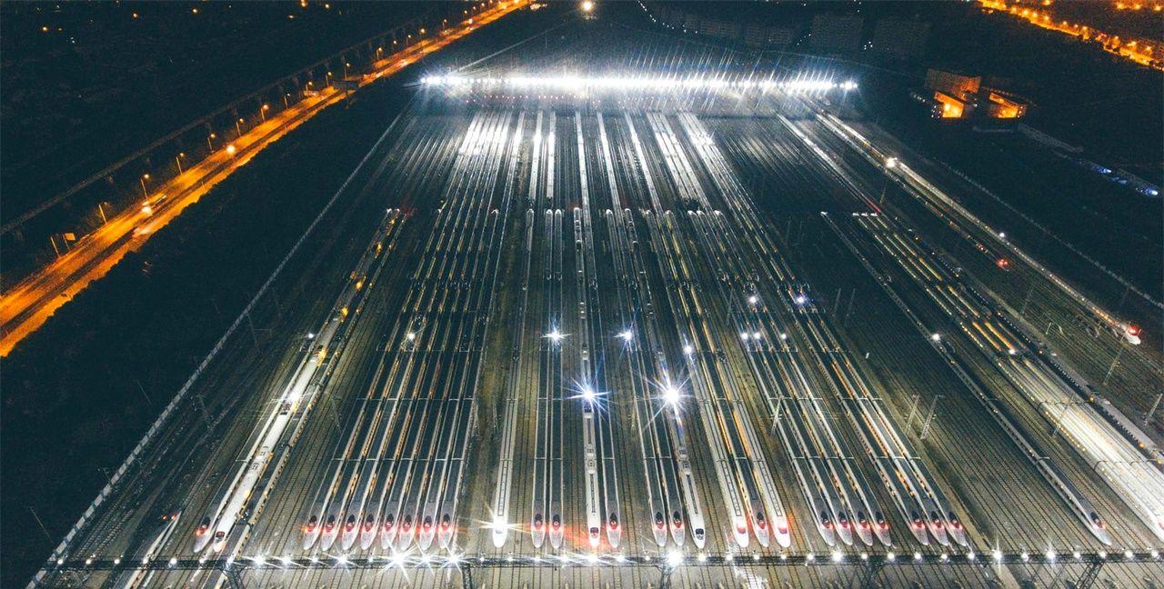 中国运行距离最远的高铁(中国最长高铁哪趟车)