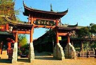关于形容丽江古城的词句（文案素材)