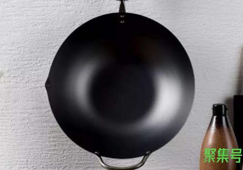 铸铁锅和生铁锅哪个更好(铸铁的锅好还是生铁的锅好)