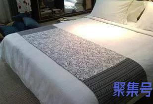 酒店床上一条长条布有什么用(酒店床上一条长条布叫什么名字)
