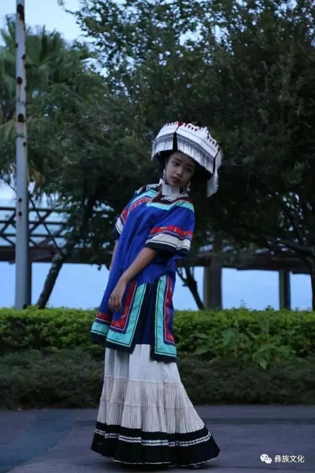 长夜未央的陪在我身边歌词歌名(我会陪在你身旁是什么歌的歌词)