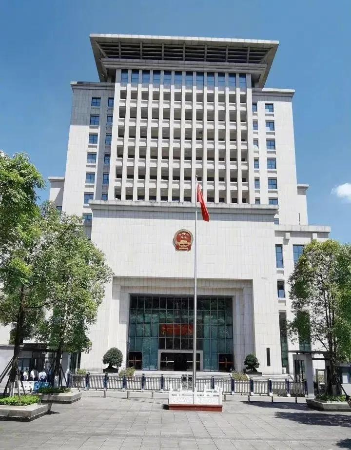 重庆姐弟坠亡案生父及女友被判死刑(生母放弃任何赔偿)