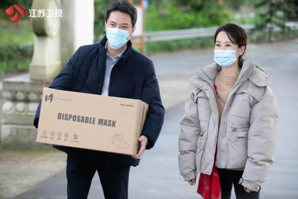 在一起口罩演员表(在一起口罩演员表香香)