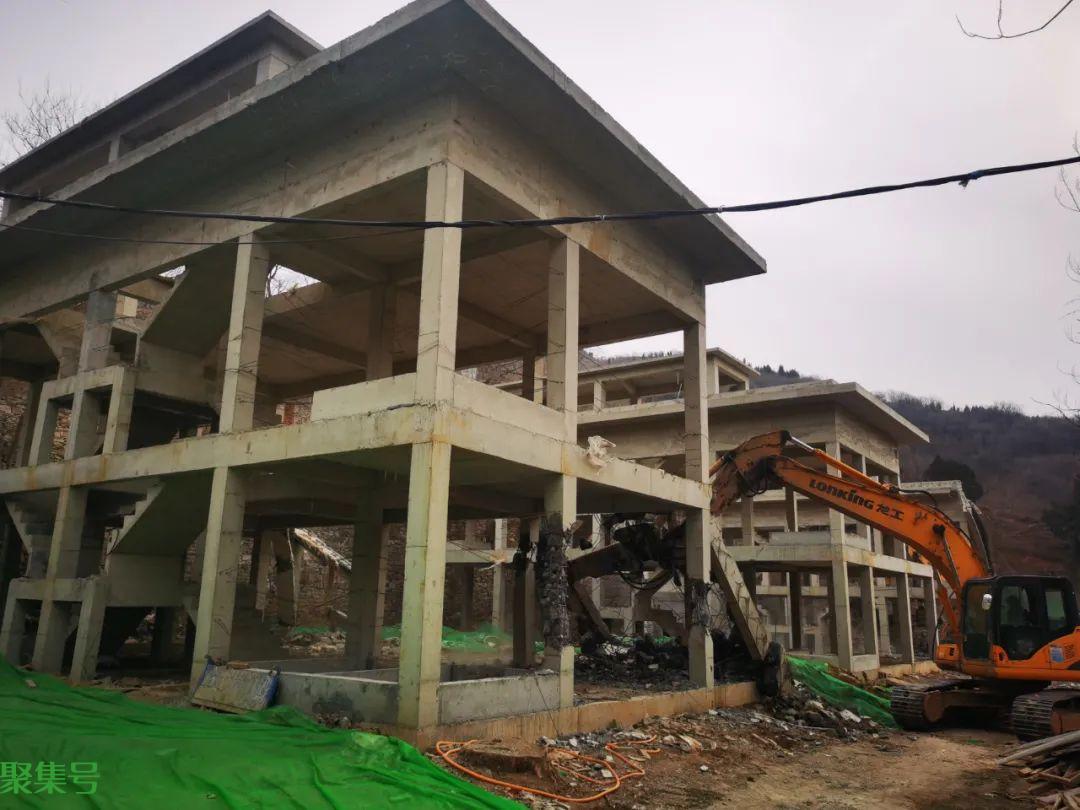 济南千栋违建别墅拆除现场(济南建筑拆除)