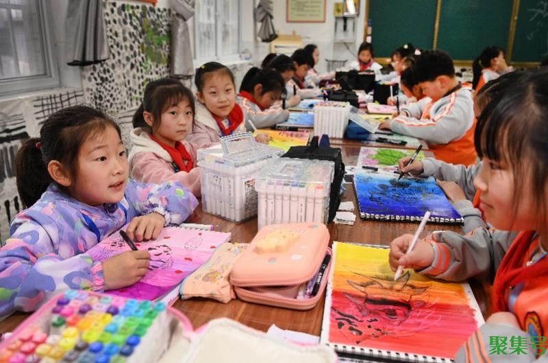 严禁采集学生家长职务和收入信息