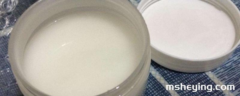 炼乳和炼奶一样吗