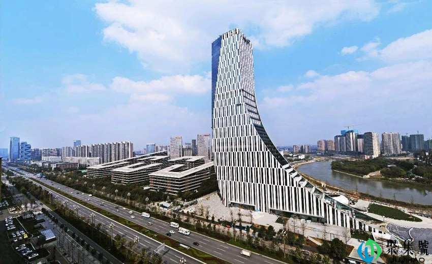 成都四月份穿什么