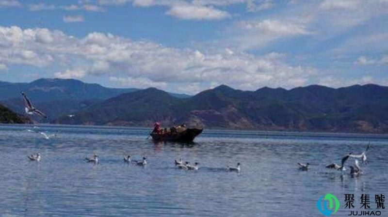 定制游和跟团游区别