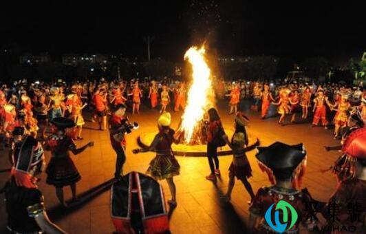 篝火晚会是哪个民族的风俗