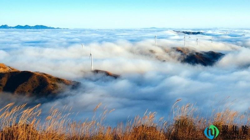 风起云涌的意思