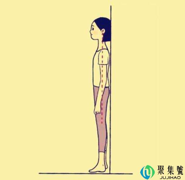 靠墙站半个小时消耗多少热量