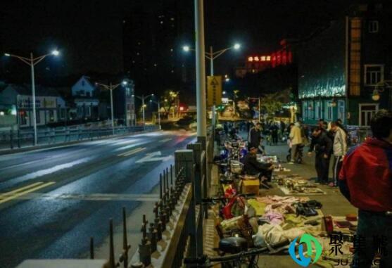 海珠桥鬼市几点开始