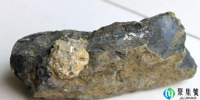 火石头是什么石头