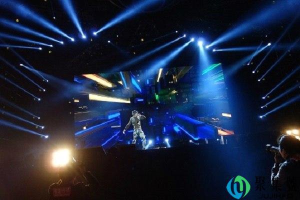 看演唱会可以穿拖鞋吗