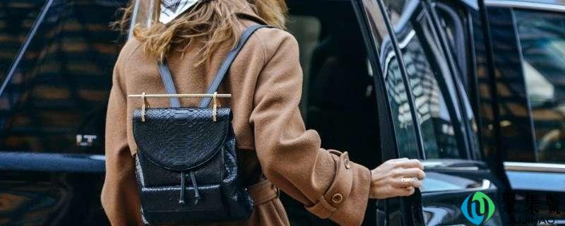 双肩包背带防滑小窍门