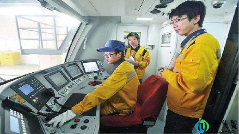 轨道车司机是干嘛的