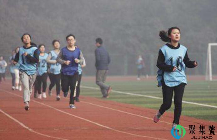 跑800米正常时间