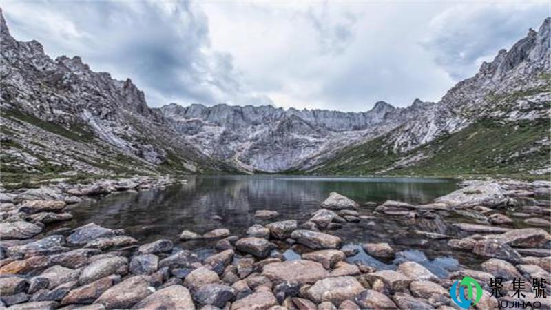 莲宝叶则海拔多少米