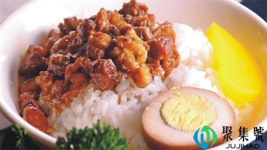 两个人吃饭放多少米