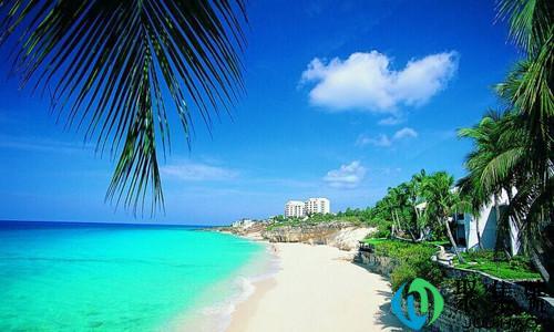 8月份适合去哪里旅游