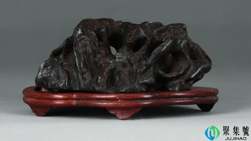 沉香插在烟里有什么用