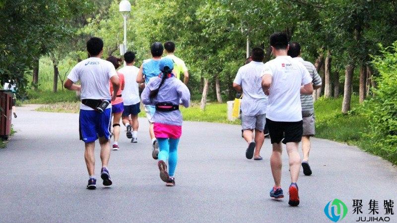 跑步走的行进速度是多少