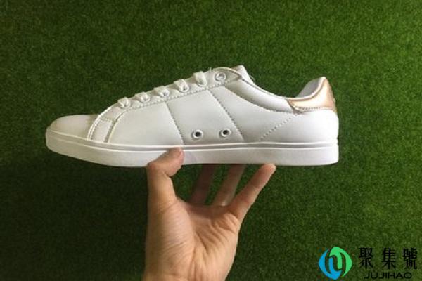 斐乐码数正常吗