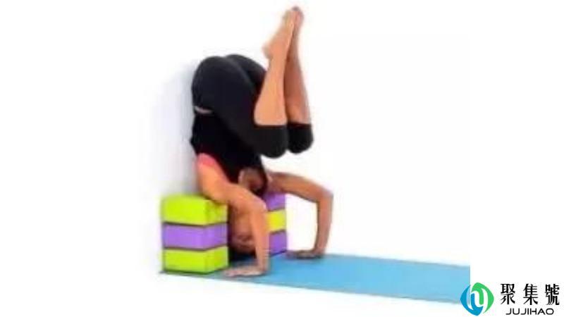 三点头倒立技巧