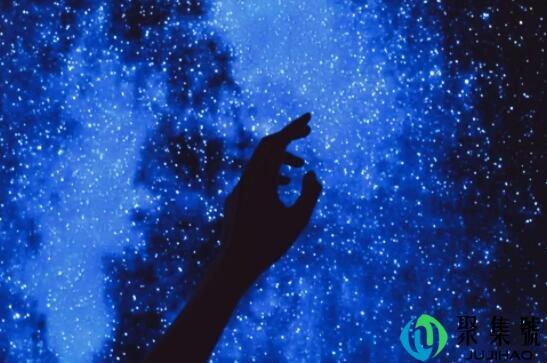 你的眼里有星辰大海什么意思