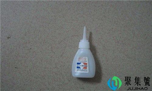 塑料玩具坏了用什么粘